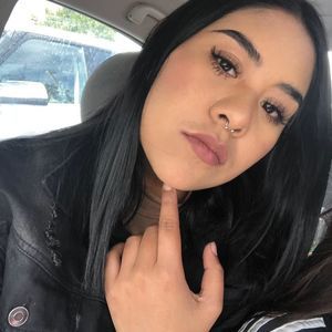 Meet your Posher, Vanessa